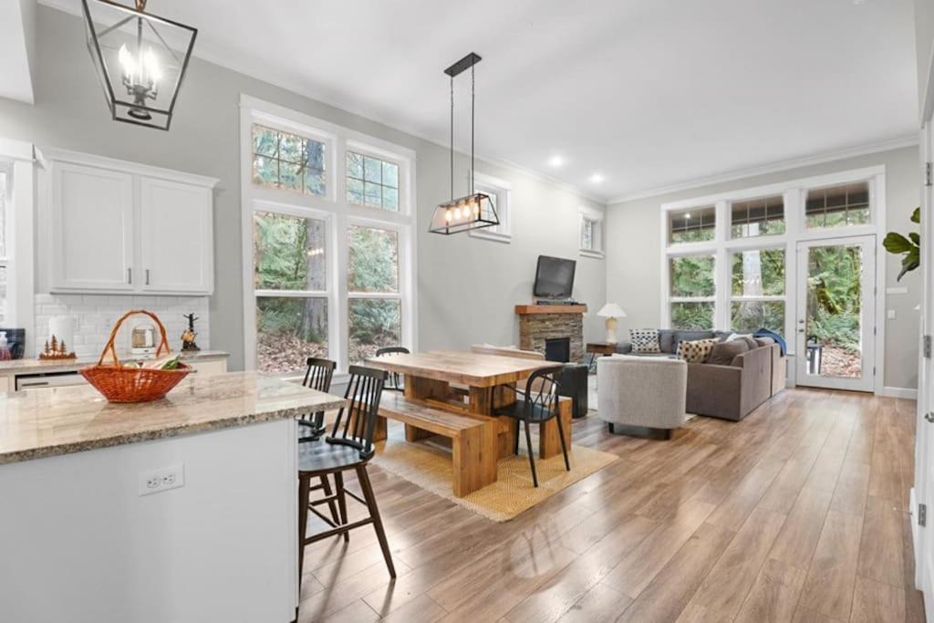 Modern Retreat In Mt Hood Oregon Resort Welches エクステリア 写真
