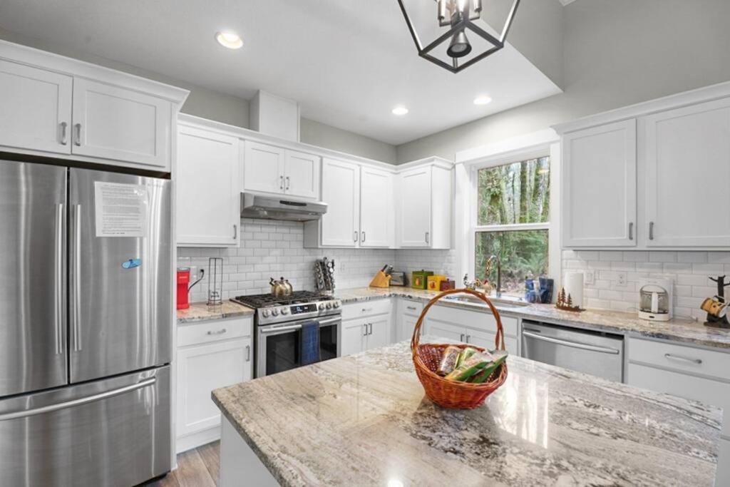 Modern Retreat In Mt Hood Oregon Resort Welches エクステリア 写真