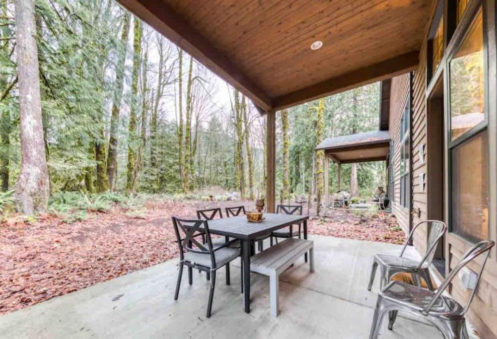 Modern Retreat In Mt Hood Oregon Resort Welches エクステリア 写真